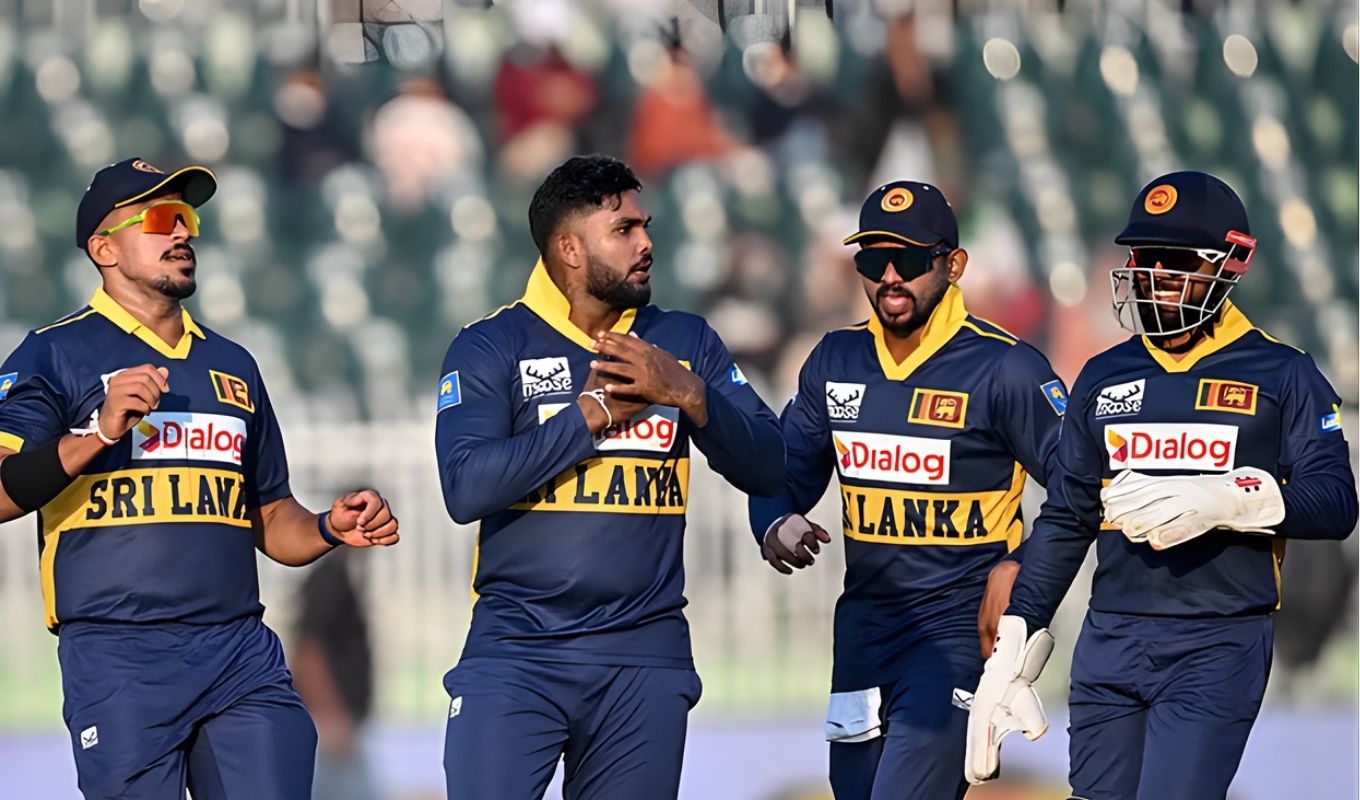 পাকিস্তান থেকে দেশে ফিরবেন শ্রীলঙ্কার দুই ক্রিকেটার!