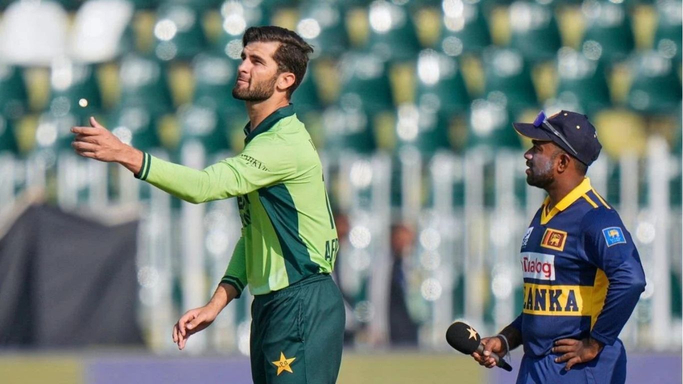 হাসারাঙ্গার ঝড় থামিয়ে পাকিস্তানের ৬ রানের জয়